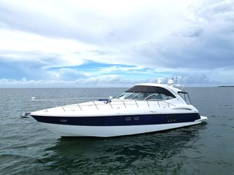52' Cruisers Yachts 2005 Yacht For Sale